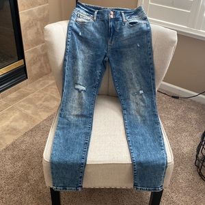 New Cabi Cinch Skinny Jeans